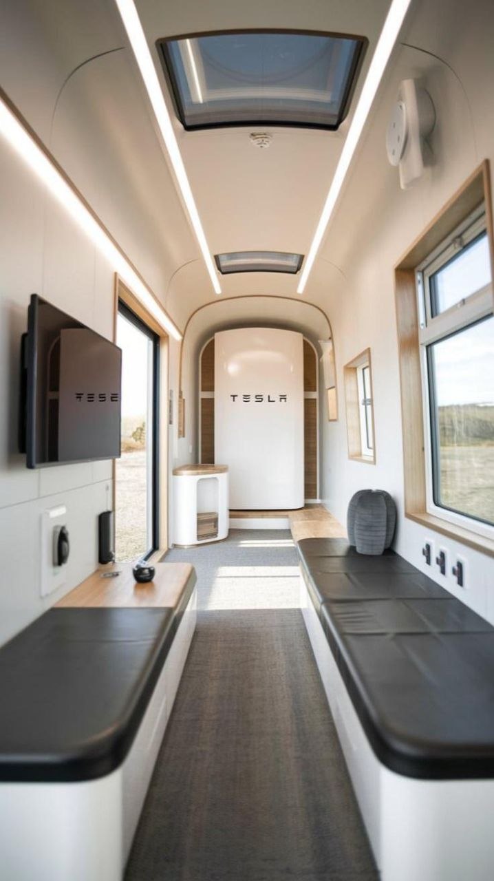 Tesla EcoPod Smart House